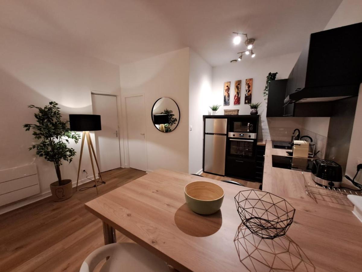 Le Saint Jean , Centre Historique, Wifi, Tout Equipe, Ideal Famille, Business, Ou Simple Escapade Niort Eksteriør billede
